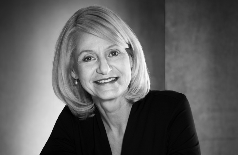 Heike Hois Heike Hois - Goldschmiedemeisterin und Schmuckgestalterin.